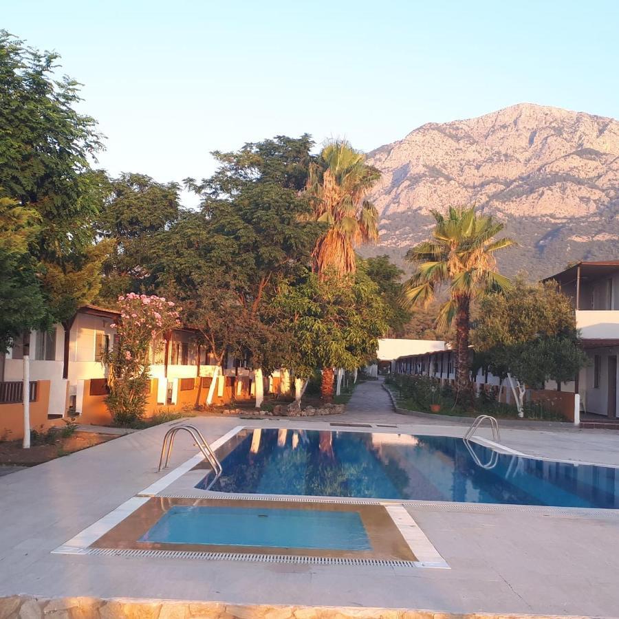 Ugur Beach Hotel Kemer Exteriör bild