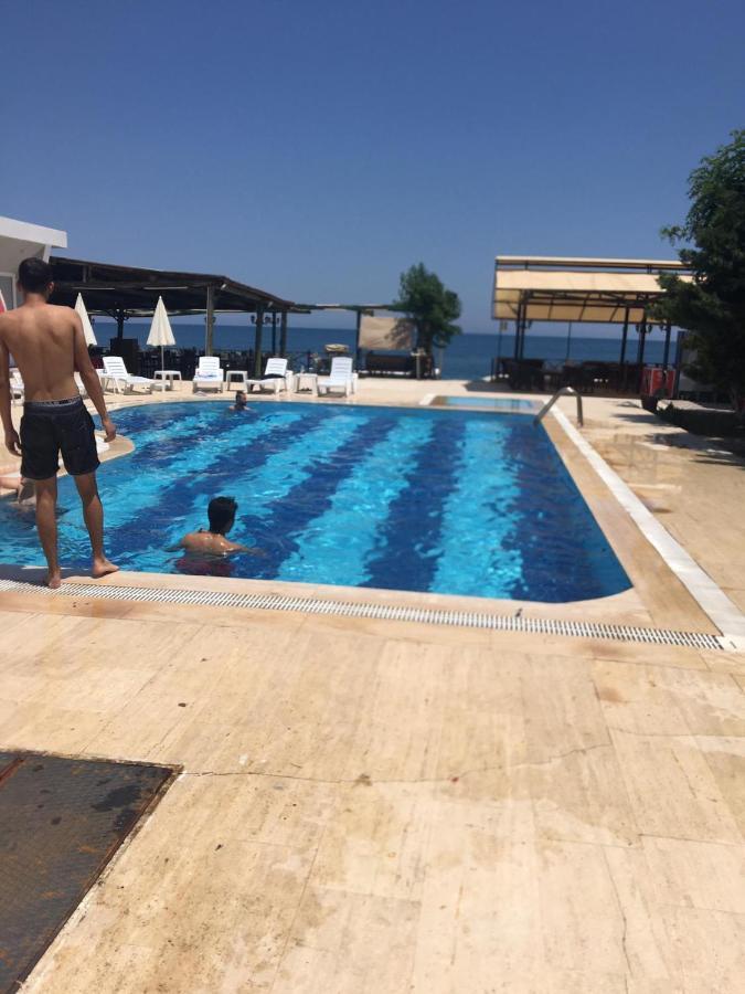 Ugur Beach Hotel Kemer Exteriör bild