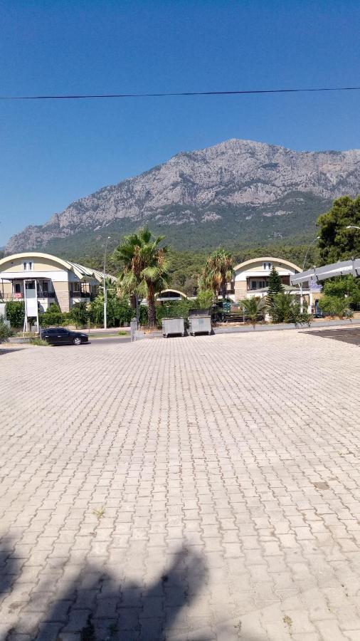 Ugur Beach Hotel Kemer Exteriör bild