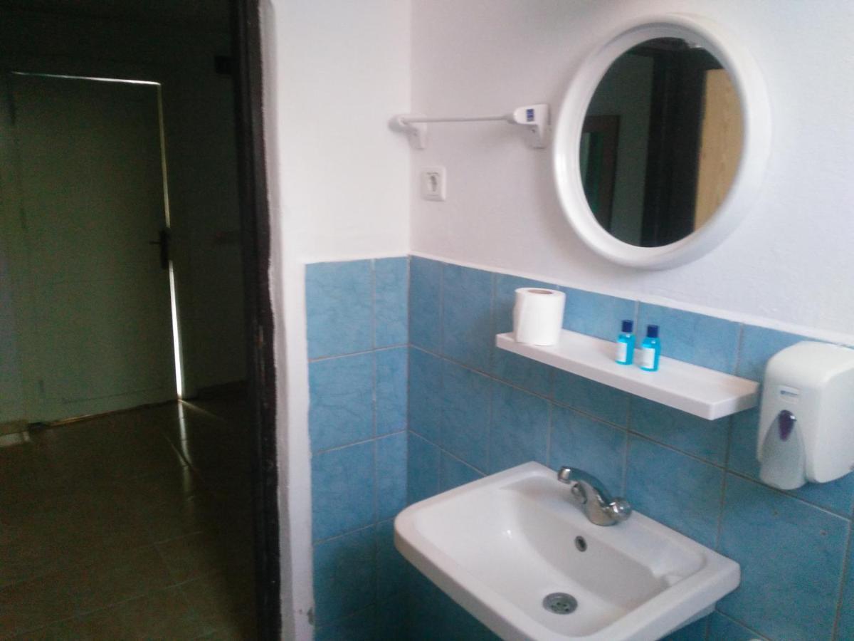 Ugur Beach Hotel Kemer Exteriör bild